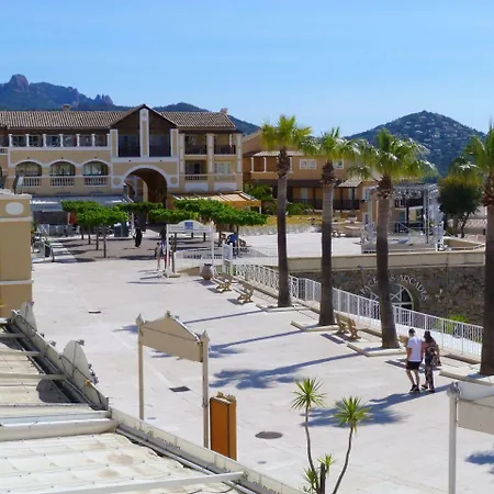 Cap Esterel Village : 3 Pieces Duplex Vue Mer, Terrasse D'angle Vj- 64la 公寓